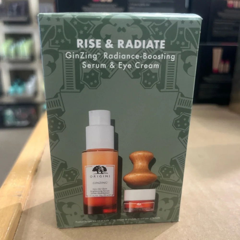 New ORIGINS 3-Pc. Rise & Radiate Set - Picture 4 of 5